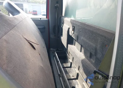 2004 Ford F-350 Xl/Xlt from USA, damaged, VIN 1FDSF34L64EC49050